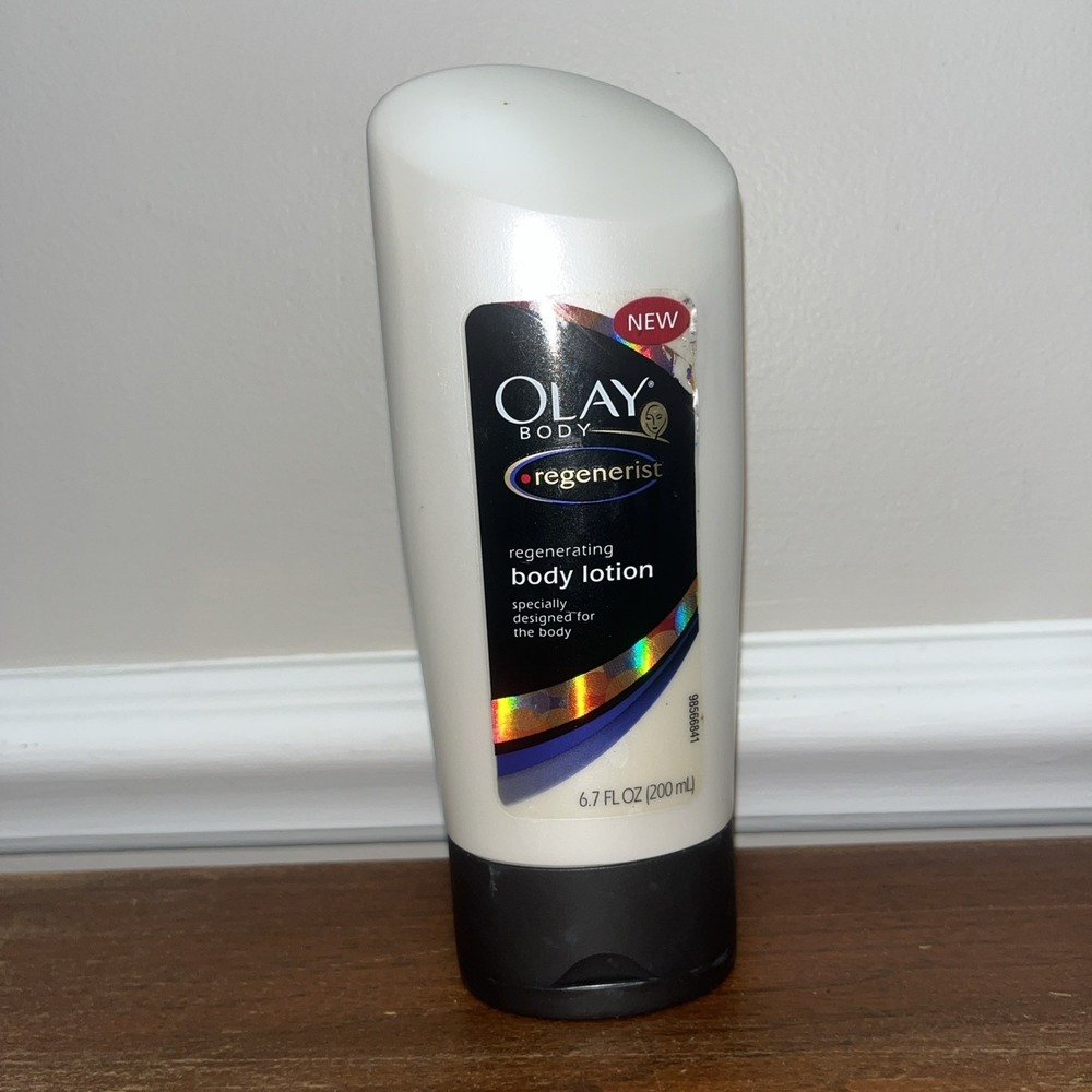 Olay Regenerist Regenerating Body Lotion 6.7 oz RARE HTF DISCONTINUED